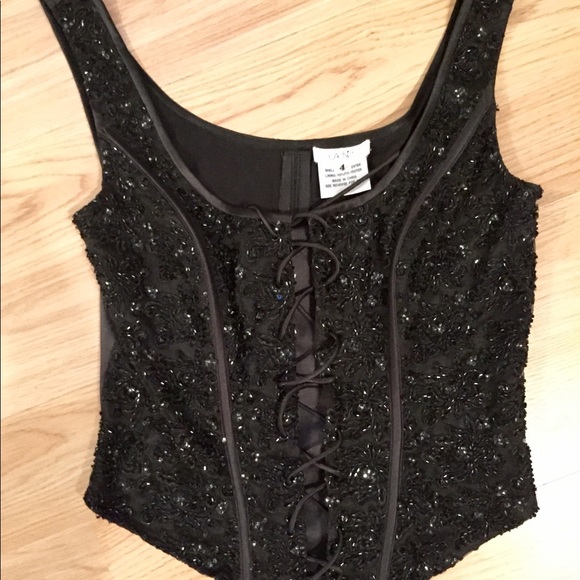 Cache Corset - Picture 2 of 4